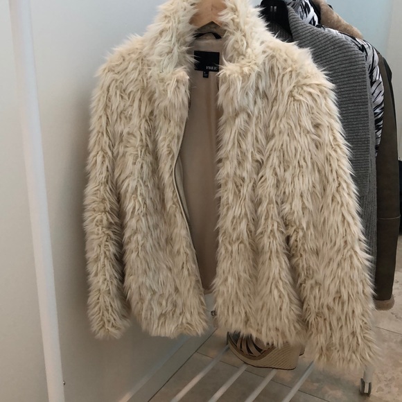 Aritzia Jackets & Blazers - Aritzia Faux Fur Jacket “Wilfred Free” line.